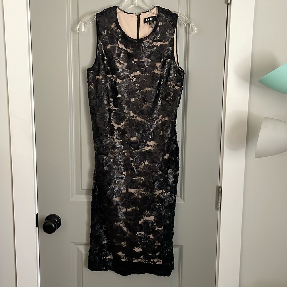 DKNY size 2 sequin, black and nude dress, preowned, never worn, mint condition